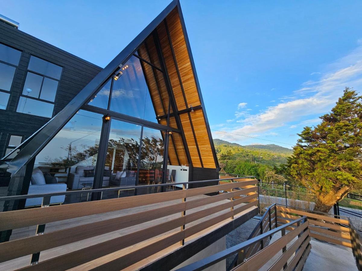 Wind Houses, Casas De Viento Monteverde Exterior photo